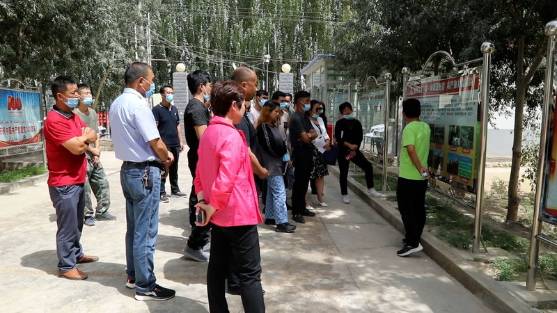 8.21一牧场观摩团赴225团开展参观交流.00_05_50_11.Still002