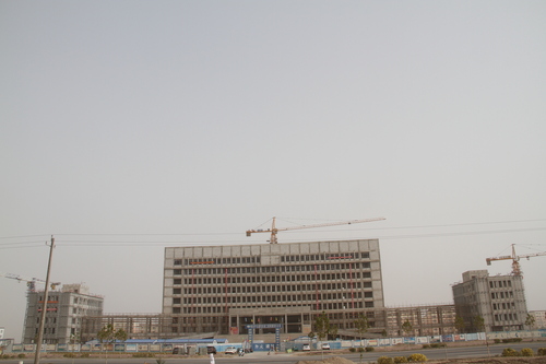 2017年第十四师昆玉市行政大楼建设