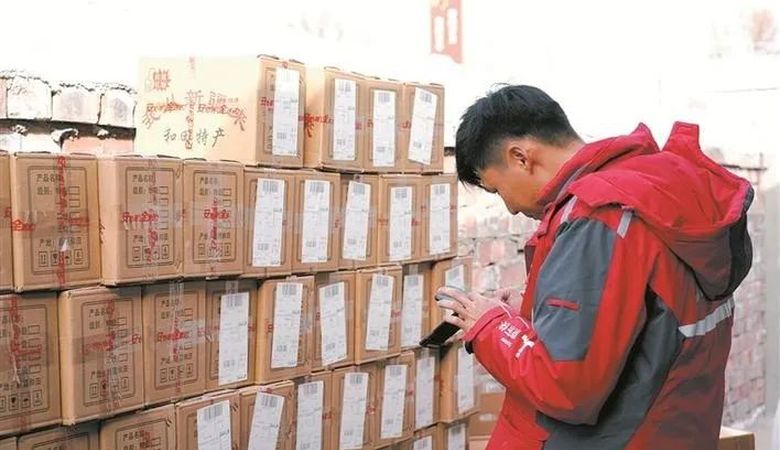 ​上级媒体看昆玉 | 2024年，新疆兵团十四师二二四团电商从业人数达600余人，实现电商销售额2.8亿元