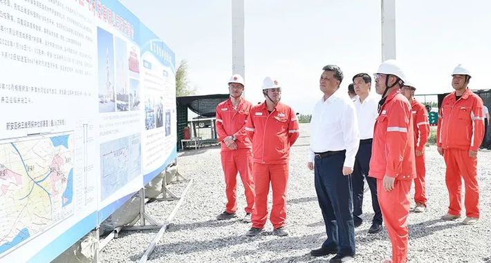 马兴瑞在塔城地区和石河子市调研兵地融合发展和经济稳增长工作