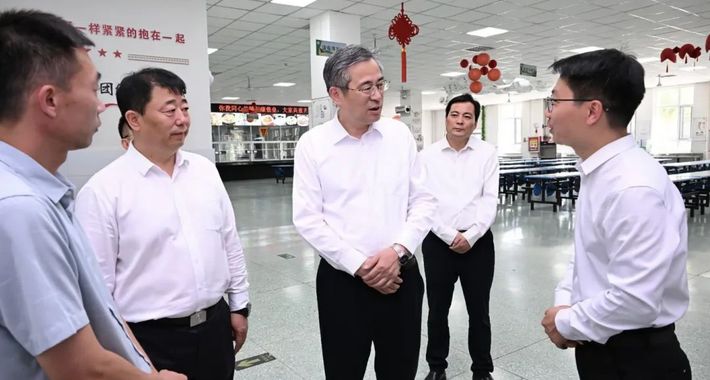 何忠友到六师五家渠市深入调研全面从严治党工作