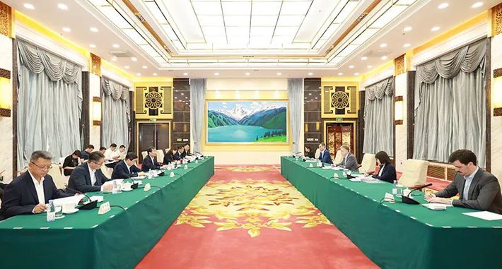 陈小江会见澳大利亚驻华大使吉思德
