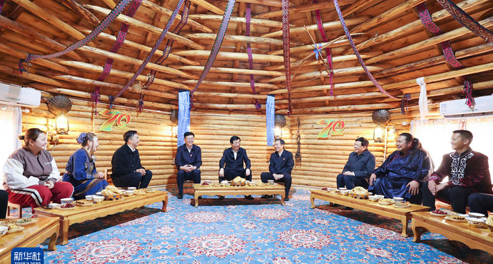 中央代表团在新疆多地看望慰问各族干部群众 王沪宁参加活动后带领一分团返京