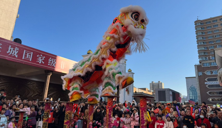 祝福新疆更美好丨新疆景区暖意浓 天女散月饼传递团圆情