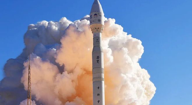 新华社2026年新年献词 