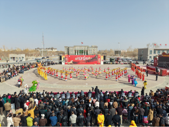 “非遗闹元宵·骏马启新程”皮山农场2026年社火展演精彩上演
