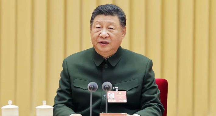 习近平：充分发挥政治建军特有优势 凝心聚力推动国防和军队现代化行稳致远 