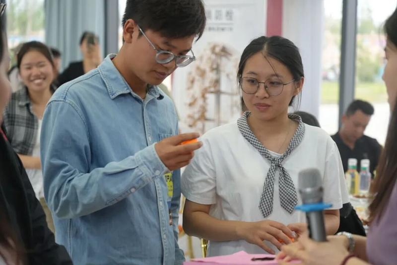 图片8 图片8