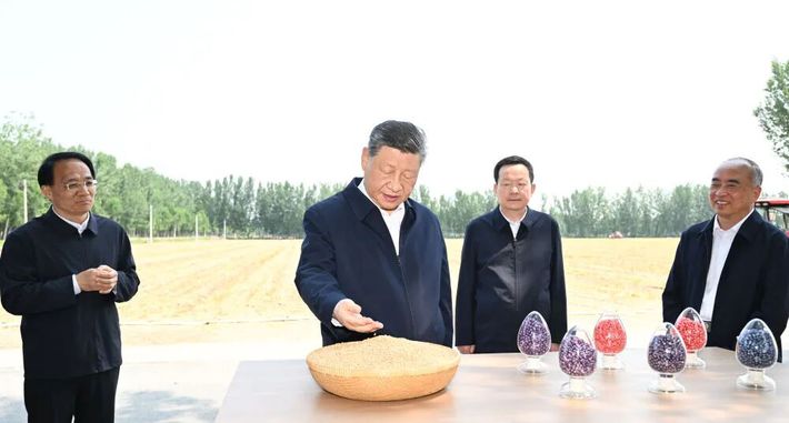 习近平在山东德州考察 