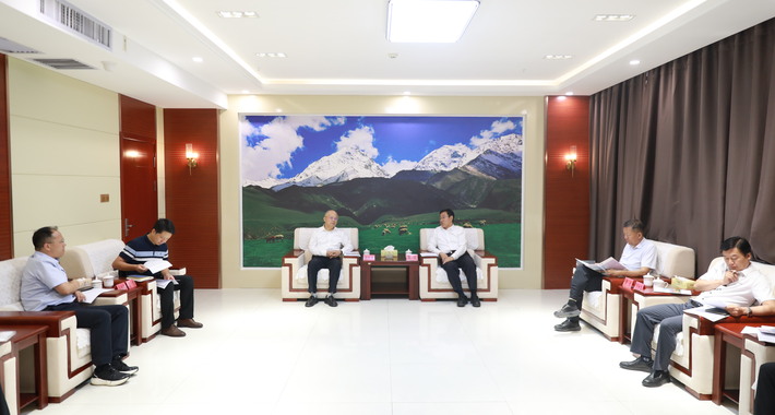 蒋欣会见武汉科技大学党委书记倪红卫一行 