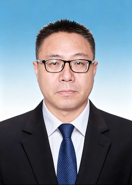 张云峰