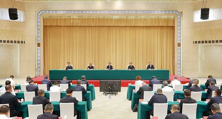 陈小江在中央第七生态环境保护督察组督察新疆维吾尔自治区和新疆生产建设兵团情况反馈会上作表态
