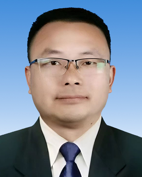 谭君文