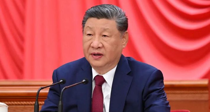 习近平出席纪念中国工农红军长征胜利90周年大会并发表重要讲话